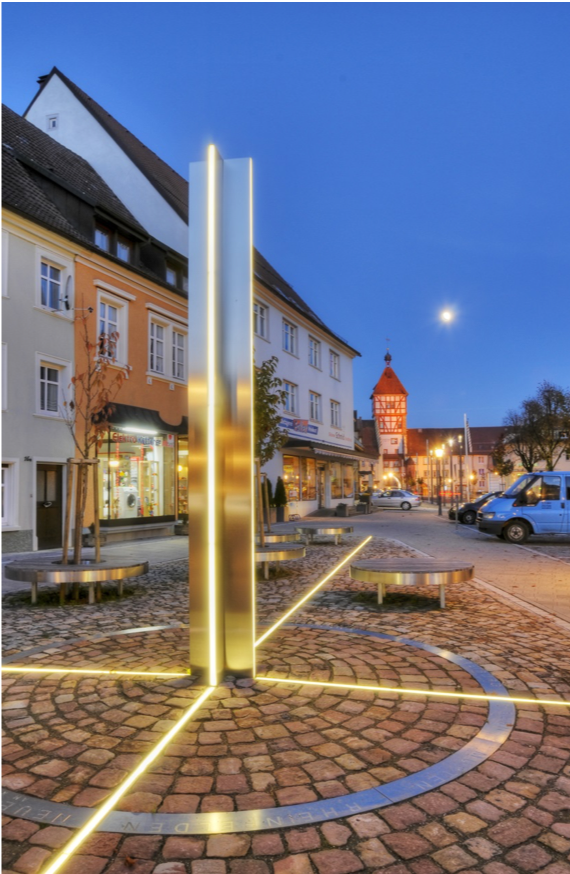 Lichtsäule in der Stadt